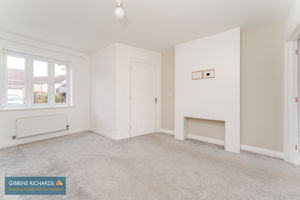 Sitting Room- click for photo gallery
